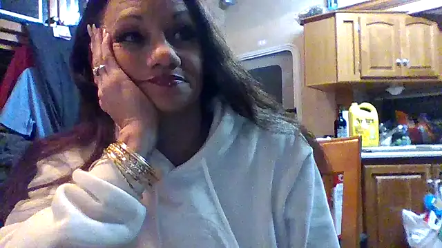 Snapshot of ALLURET4U chatting on March 12, 3:13 am ALLURET4U online show from March 12, 3:13 am
