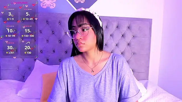 AriannaDavis online show from March 3, 8:32 pm