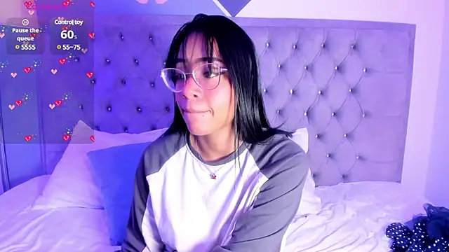 AriannaDavis online show from March 11, 7:47 pm