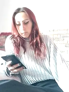 Snapshot of kriszy_baby chatting on December 19, 8:10 am kriszy baby online show from December 19, 8:10 am