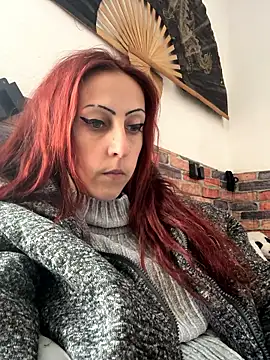 Snapshot of kriszy_baby chatting on January 8, 8:05 am kriszy baby online show from January 8, 8:05 am