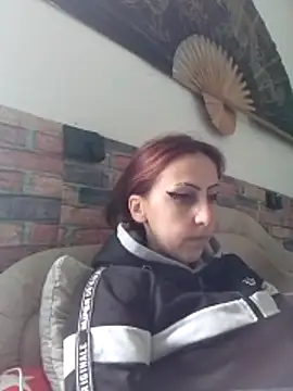 Snapshot of kriszy_baby chatting on February 19, 7:59 am kriszy baby online show from February 19, 7:59 am