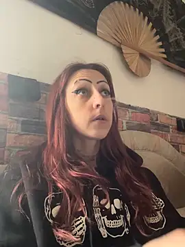 Snapshot of kriszy_baby chatting on March 2, 8:32 am kriszy baby online show from March 2, 8:32 am