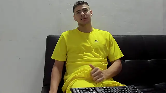 Snapshot of Brian_cx chatting on December 30, 1:47 pm Brian cx online show from December 30, 1:47 pm