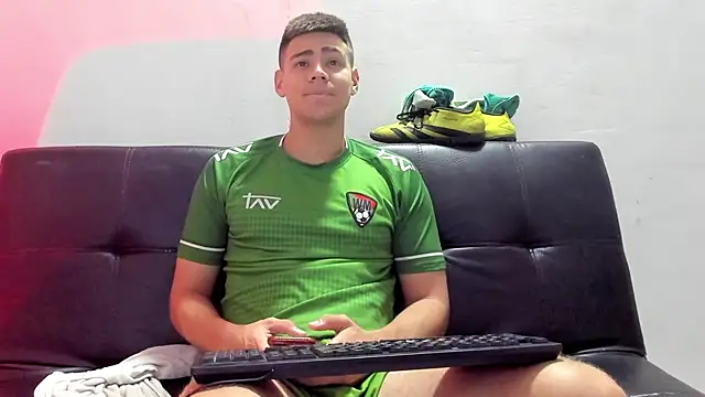 Snapshot of Brian_cx chatting on January 25, 12:26 pm Brian cx online show from January 25, 12:26 pm