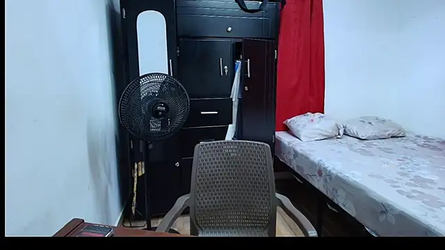 Snapshot of Brian_cx chatting on October 14, 5:14 pm Brian cx online show from October 14, 5:14 pm