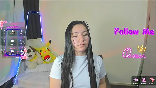 Snapshot of litle_mily_ chatting on February 26, 1:37 am litle mily online show from February 26, 1:37 am