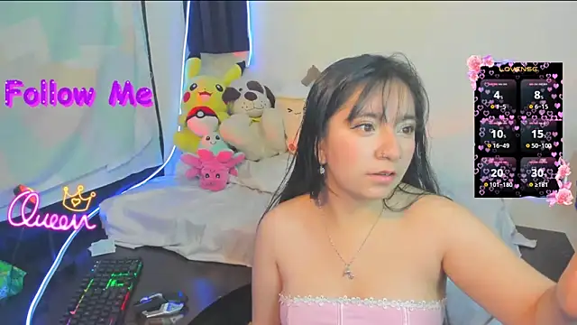 Snapshot of litle_mily_ chatting on March 31, 9:59 pm litle mily online show from March 31, 9:59 pm