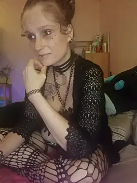 Snapshot of WendyX50 chatting on November 12, 8:41 pm WendyX50 online show from November 12, 8:41 pm