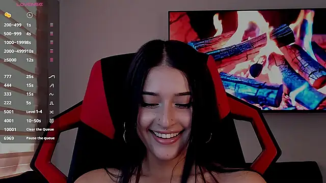 Snapshot of Charlotte_greys chatting on September 12, 7:36 pm Charlotte greys online show from September 12, 7:36 pm