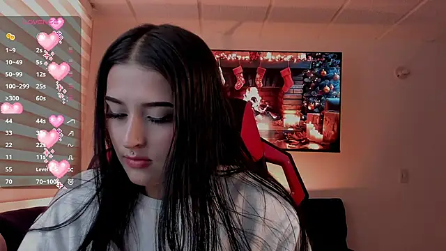 Snapshot of Charlotte_greys chatting on November 12, 2:06 pm Charlotte greys online show from November 12, 2:06 pm