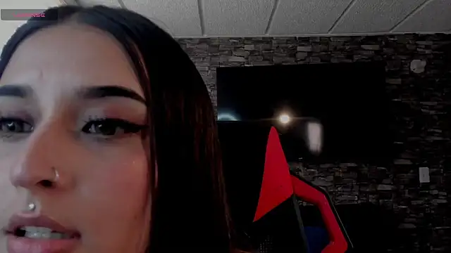 Charlotte greys online show from February 18, 8:05 pm