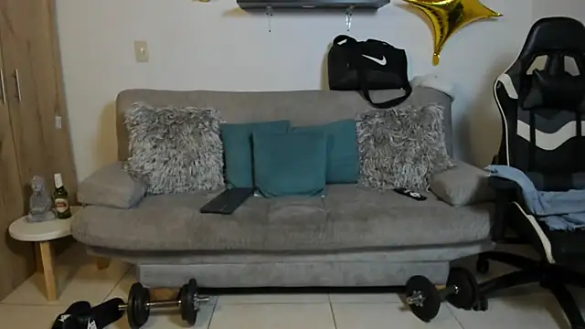 julian wallace online show from December 5, 4:58 pm