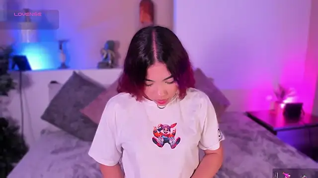 Lee Ash online show from January 15, 4:17 am