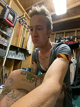 bentoverblonde online show from October 27, 5:00 am