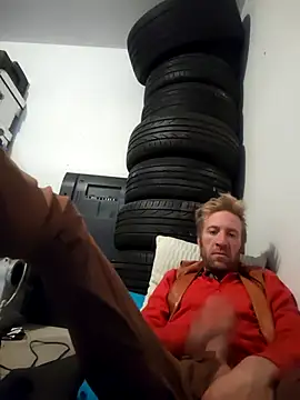 bentoverblonde online show from November 18, 5:17 pm