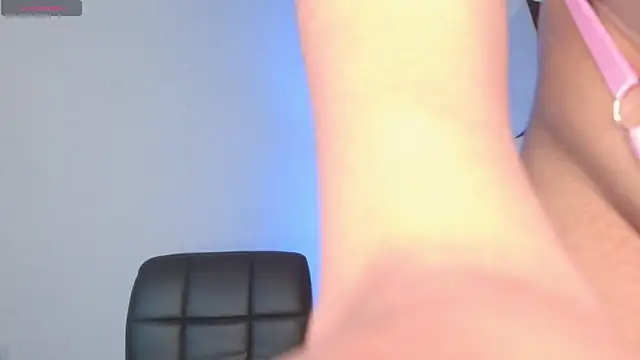 Snapshot of orianasweet_1 chatting on February 26, 4:00 am orianasweet 1 online show from February 26, 4:00 am