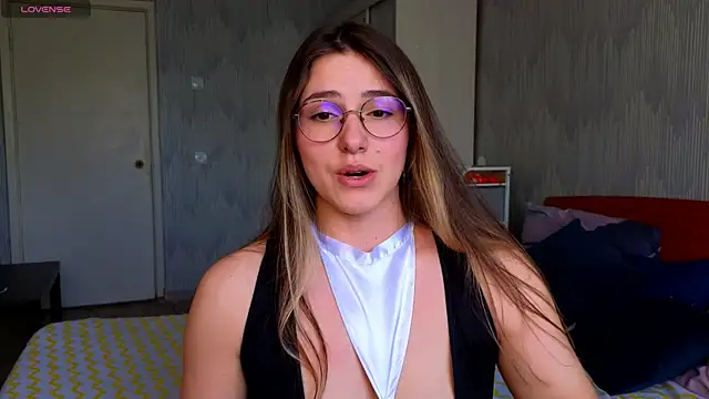 sophia euphoriaa online show from May 8, 8:52 am