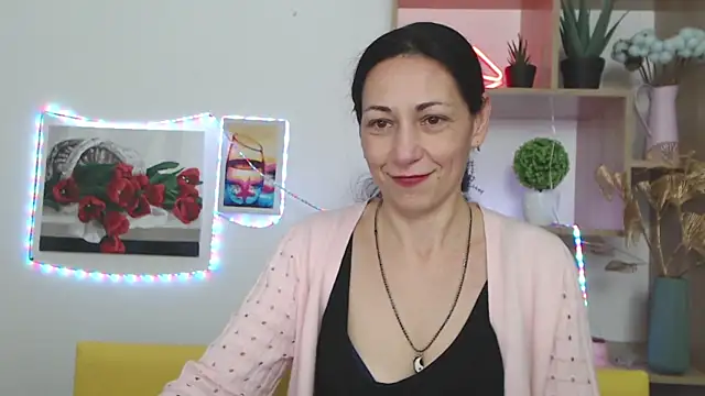 LiluGrants online show from January 19, 1:21 am