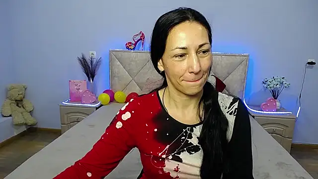 LiluGrants online show from January 22, 10:40 am