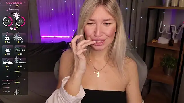 MilaBott online show from October 18, 8:15 am