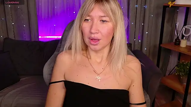 MilaBott online show from November 29, 9:29 pm