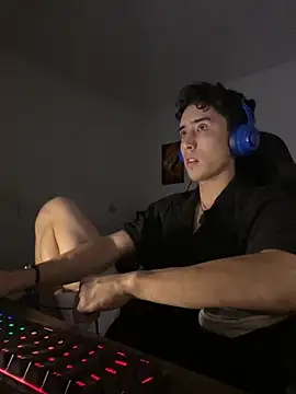 gojo satoru 18 online show from November 27, 4:25 am