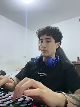 gojo satoru 18 online show from April 13, 3:34 am