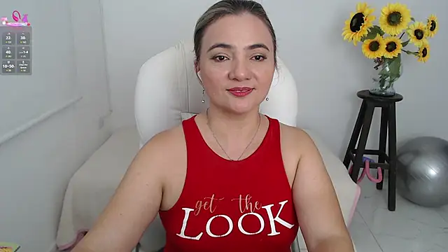 Chiraz hasnaa online show from September 11, 12:44 am