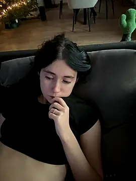 Lena Lang online show from December 14, 1:27 pm