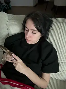 Snapshot of Lena_Lang chatting on March 3, 11:21 pm Lena Lang online show from March 3, 11:21 pm