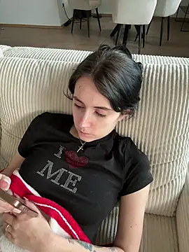 Snapshot of Lena_Lang chatting on March 16, 2:43 pm Lena Lang online show from March 16, 2:43 pm
