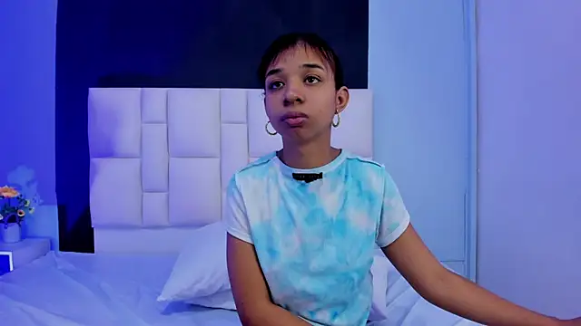 suzanelee online show from January 10, 12:36 pm