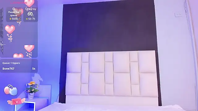 suzanelee online show from March 12, 2:45 pm