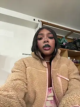 TIFFANYYSTAR online show from November 14, 4:49 pm