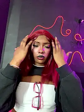 TIFFANYYSTAR online show from January 8, 1:57 pm