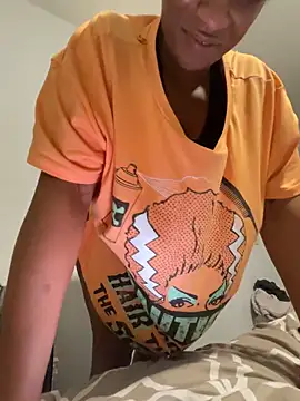 wynterheat online show from February 1, 2:24 pm