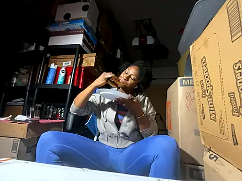 wynterheat online show from November 14, 3:27 am