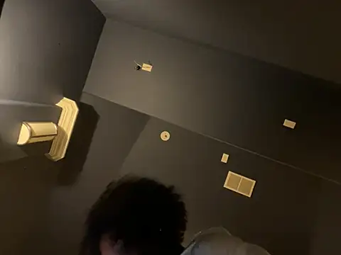 wynterheat online show from April 6, 7:04 pm