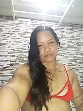 Snapshot of Sikiu_40 chatting on December 7, 5:37 am Sikiu 40 online show from December 7, 5:37 am