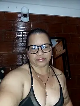 Snapshot of Sikiu_40 chatting on January 27, 3:58 am Sikiu 40 online show from January 27, 3:58 am