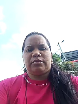 Snapshot of Sikiu_40 chatting on February 23, 2:14 pm Sikiu 40 online show from February 23, 2:14 pm