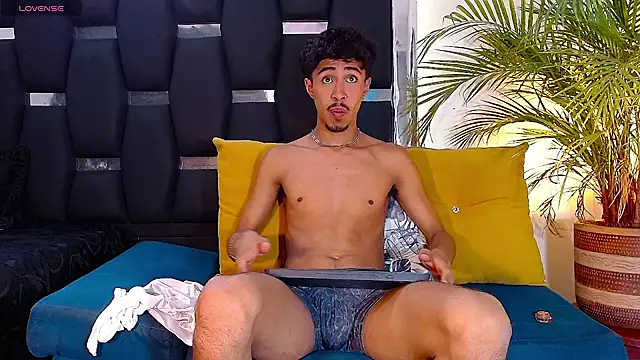 RyanRizzo online show from January 23, 4:59 pm