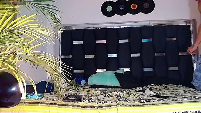 RyanRizzo online show from January 30, 1:55 am