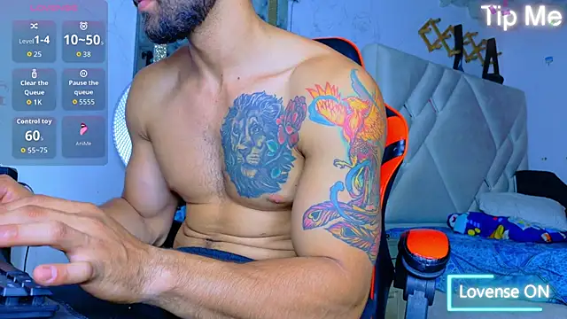 Snapshot of Rich_boy01 chatting on January 13, 4:34 pm Rich boy01 online show from January 13, 4:34 pm