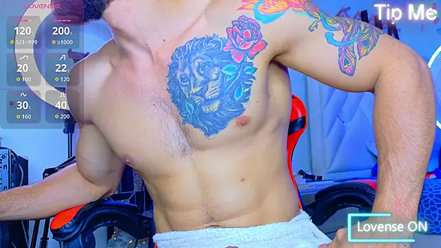 Snapshot of Rich_boy01 chatting on March 8, 10:46 pm Rich boy01 online show from March 8, 10:46 pm