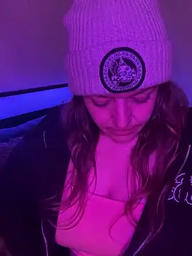 SummerV91 online show from February 10, 3:10 am