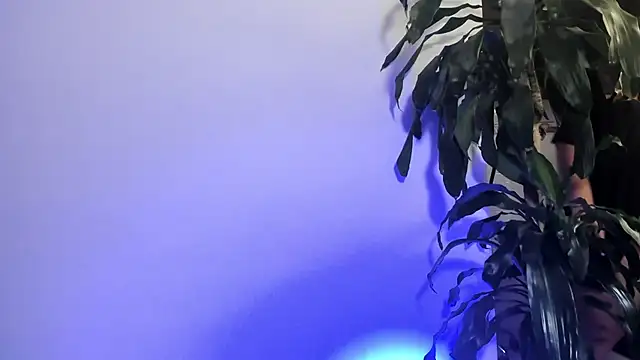 Emma-evans online show from January 9, 2:07 pm