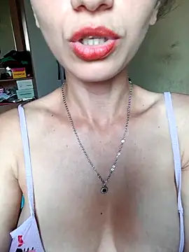 Nandasant09 online show from October 25, 4:46 pm