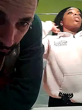 Snapshot of Casaltesudex chatting on March 7, 10:21 pm Casaltesudex online show from March 7, 10:21 pm